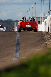 95;1963-Austin-Healey-Sprite;24-July-2009;Australia;FOSC;Festival-of-Sporting-Cars;Group-S;NSW;Narellan;New-South-Wales;Oran-Park-Raceway;Troy-Ryan;XLG995;auto;classic;historic;motorsport;racing;super-telephoto;vintage