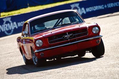22;1964-Ford-Mustang;24-July-2009;Australia;Bill-Trengrove;FOSC;Festival-of-Sporting-Cars;Group-N;Historic-Touring-Cars;NSW;Narellan;New-South-Wales;Oran-Park-Raceway;auto;classic;historic;motorsport;racing;super-telephoto;vintage