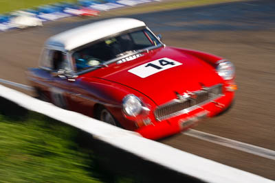 14;1965-MGB-Roadster;25-July-2009;Australia;Darren-Williamson;FOSC;Festival-of-Sporting-Cars;Group-S;MG279;NSW;Narellan;New-South-Wales;Oran-Park-Raceway;auto;classic;historic;motion-blur;motorsport;racing;telephoto;vintage