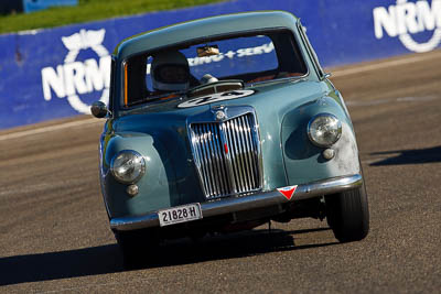 24;1956-MG-ZA-Magnette;21828H;25-July-2009;Australia;Bruce-Smith;FOSC;Festival-of-Sporting-Cars;Group-N;Historic-Touring-Cars;NSW;Narellan;New-South-Wales;Oran-Park-Raceway;auto;classic;historic;motorsport;racing;super-telephoto;vintage