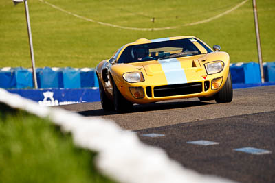148;1967-Ford-GT;25-July-2009;Australia;FOSC;Festival-of-Sporting-Cars;John-Pooley;Marque-Sports;NSW;Narellan;New-South-Wales;Oran-Park-Raceway;Production-Sports-Cars;auto;motorsport;racing;super-telephoto