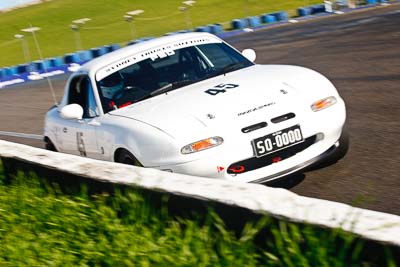 45;1990-Mazda-MX‒5;25-July-2009;Australia;FOSC;Festival-of-Sporting-Cars;Marque-Sports;Mazda-MX‒5;Mazda-MX5;Mazda-Miata;NSW;Narellan;New-South-Wales;Oran-Park-Raceway;Production-Sports-Cars;Shane-Otten;auto;motorsport;racing;telephoto