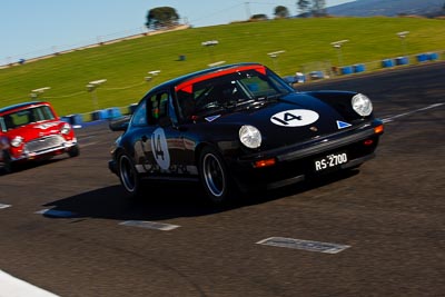 14;1975-Porsche-911-Carrera;25-July-2009;Australia;FOSC;Festival-of-Sporting-Cars;Gregory-Thomson;Group-S;NSW;Narellan;New-South-Wales;Oran-Park-Raceway;RS2700;auto;classic;historic;motorsport;racing;telephoto;vintage