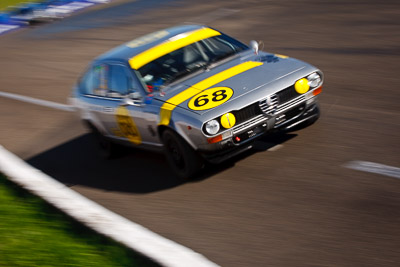 68;1979-Alfa-Romeo-Alfetta-GTV-2000;25-July-2009;Australia;FOSC;Festival-of-Sporting-Cars;Group-S;NSW;Narellan;New-South-Wales;Oran-Park-Raceway;Tony-Karanfilovski;auto;classic;historic;motion-blur;motorsport;racing;telephoto;vintage