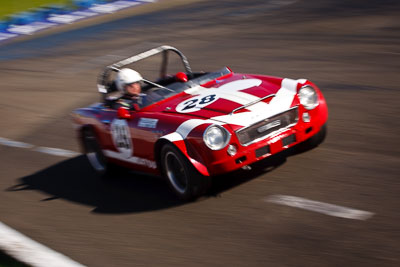 28;1968-Datsun-2000-Sports;25-July-2009;Australia;FOSC;Festival-of-Sporting-Cars;Group-S;Jason-Lea;NSW;Narellan;New-South-Wales;Oran-Park-Raceway;auto;classic;historic;motion-blur;motorsport;racing;telephoto;vintage