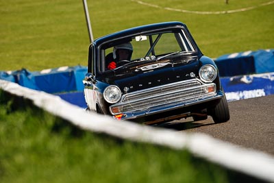 195;1964-Ford-Cortina;25-July-2009;Australia;FOSC;Festival-of-Sporting-Cars;Group-N;Historic-Touring-Cars;NSW;Narellan;New-South-Wales;Oran-Park-Raceway;Tom-Dyer;auto;classic;historic;motorsport;racing;super-telephoto;vintage