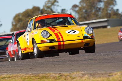 9;1970-Porsche-911S;25-July-2009;Australia;FOSC;Festival-of-Sporting-Cars;Group-N;Historic-Touring-Cars;NSW;Narellan;New-South-Wales;Oran-Park-Raceway;Wayne-Seabrook;auto;classic;historic;motorsport;racing;super-telephoto;vintage