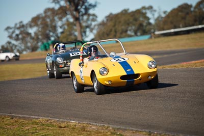 21;1959-Elva-Courier;25-July-2009;Australia;FOSC;Festival-of-Sporting-Cars;Group-S;LM746;NSW;Narellan;New-South-Wales;Oran-Park-Raceway;Rick-Marks;auto;classic;historic;motorsport;racing;super-telephoto;vintage
