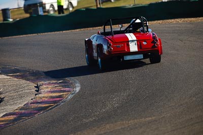 28;1968-Datsun-2000-Sports;25-July-2009;Australia;FOSC;Festival-of-Sporting-Cars;Group-S;Jason-Lea;NSW;Narellan;New-South-Wales;Oran-Park-Raceway;auto;classic;historic;motorsport;racing;super-telephoto;vintage