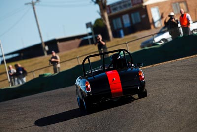 35;1963-MGB-Roadster;25-July-2009;Australia;FOSC;Festival-of-Sporting-Cars;Group-S;NSW;Narellan;New-South-Wales;Oran-Park-Raceway;Steve-Shepard;auto;classic;historic;motorsport;racing;super-telephoto;vintage