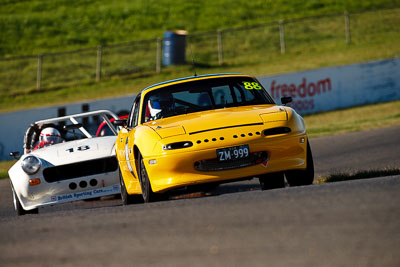 88;1990-Mazda-MX‒5;25-July-2009;Australia;FOSC;Festival-of-Sporting-Cars;John-Metham;Marque-Sports;Mazda-MX‒5;Mazda-MX5;Mazda-Miata;NSW;Narellan;New-South-Wales;Oran-Park-Raceway;Production-Sports-Cars;ZM999;auto;motorsport;racing;super-telephoto