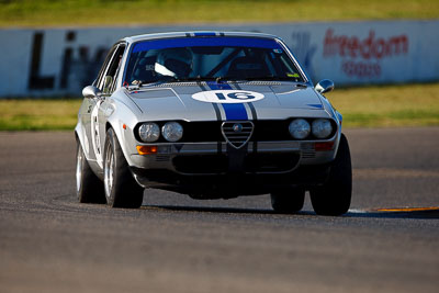 16;1976-Alfa-Romeo-Alfetta-GT-Coupe;25-July-2009;Australia;FOSC;Festival-of-Sporting-Cars;Group-S;John-Pucak;NSW;Narellan;New-South-Wales;Oran-Park-Raceway;auto;classic;historic;motorsport;racing;super-telephoto;vintage