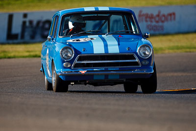 43;1963-Ford-Cortina;25-July-2009;Australia;Brian-Titheradge;FOSC;Festival-of-Sporting-Cars;Group-N;Historic-Touring-Cars;NSW;Narellan;New-South-Wales;Oran-Park-Raceway;auto;classic;historic;motorsport;racing;super-telephoto;vintage