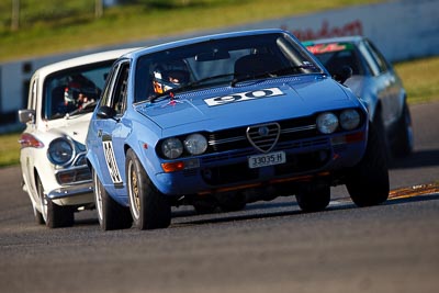90;1977-Alfa-Romeo-Alfetta-GTV;25-July-2009;33035H;Australia;FOSC;Festival-of-Sporting-Cars;Group-S;NSW;Narellan;New-South-Wales;Oran-Park-Raceway;Robert-Berson;auto;classic;historic;motorsport;racing;super-telephoto;vintage