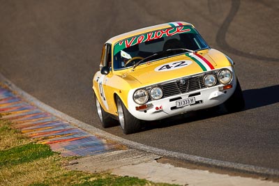 42;1972-Alfa-Romeo-105-GTV-2000;25-July-2009;31333H;Australia;FOSC;Festival-of-Sporting-Cars;Group-S;NSW;Narellan;New-South-Wales;Oran-Park-Raceway;Stuart-Baillie;auto;classic;historic;motorsport;racing;super-telephoto;vintage