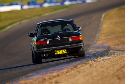 19;1981-BMW-E21-JPS-Replica;25-July-2009;Australia;FOSC;Festival-of-Sporting-Cars;NSW;Narellan;New-South-Wales;Oran-Park-Raceway;QPH455;Rama-Higgins;Regularity;auto;motorsport;racing;super-telephoto