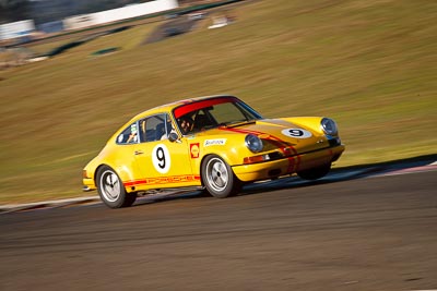 9;1970-Porsche-911S;25-July-2009;Australia;FOSC;Festival-of-Sporting-Cars;Group-N;Historic-Touring-Cars;NSW;Narellan;New-South-Wales;Oran-Park-Raceway;Wayne-Seabrook;auto;classic;historic;motion-blur;motorsport;racing;telephoto;vintage