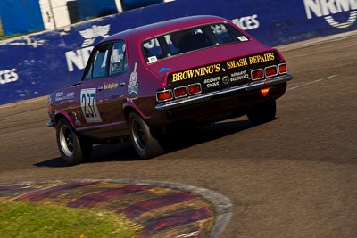 237;1972-Holden-Torana-LJ;25-July-2009;Australia;FOSC;Festival-of-Sporting-Cars;Martin-McLoughlin;NSW;Narellan;New-South-Wales;Oran-Park-Raceway;Regularity;auto;motorsport;racing;super-telephoto