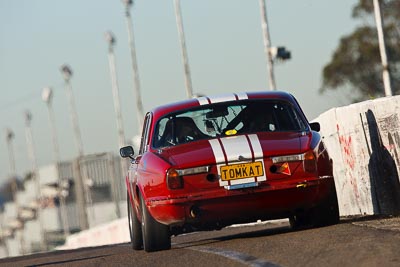 20;1971-Jaguar-XJ6;25-July-2009;Australia;Brian-Todd;FOSC;Festival-of-Sporting-Cars;Improved-Production;NSW;Narellan;New-South-Wales;Oran-Park-Raceway;auto;motorsport;racing;super-telephoto
