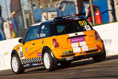 59;2003-Mini-Cooper-S;25-July-2009;Australia;FOSC;Festival-of-Sporting-Cars;Hans-Riehs;Improved-Production;NSW;Narellan;New-South-Wales;Oran-Park-Raceway;auto;motion-blur;motorsport;racing;super-telephoto