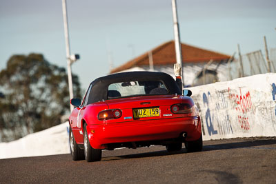 9;1989-Mazda-MX‒5;25-July-2009;Australia;Carl-Stevenson;FOSC;Festival-of-Sporting-Cars;Mazda-MX‒5;Mazda-MX5;Mazda-Miata;NSW;Narellan;New-South-Wales;Oran-Park-Raceway;Regularity;YUZ159;auto;motorsport;racing;super-telephoto