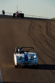 70;1960-Austin-Healey-Sprite-Mk-I;25-July-2009;Australia;FOSC;Festival-of-Sporting-Cars;Group-S;Judith-Dorrell;NSW;Narellan;New-South-Wales;Oran-Park-Raceway;auto;classic;historic;motorsport;racing;super-telephoto;vintage