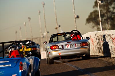 25;1999-Mazda-MX‒5;25-July-2009;Australia;FOSC;Festival-of-Sporting-Cars;Marque-Sports;Mazda-MX‒5;Mazda-MX5;Mazda-Miata;NSW;Narellan;Neil-Halls;New-South-Wales;Oran-Park-Raceway;Production-Sports-Cars;auto;motorsport;racing;super-telephoto