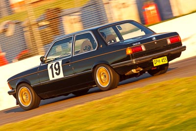 19;1981-BMW-E21-JPS-Replica;25-July-2009;Australia;FOSC;Festival-of-Sporting-Cars;NSW;Narellan;New-South-Wales;Oran-Park-Raceway;QPH455;Rama-Higgins;Regularity;auto;motion-blur;motorsport;racing;super-telephoto