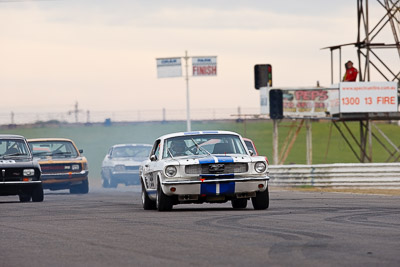 98;1966-Ford-Mustang;26-July-2009;Australia;Bob-Cox;FOSC;Festival-of-Sporting-Cars;Group-N;Historic-Touring-Cars;NSW;Narellan;New-South-Wales;Oran-Park-Raceway;auto;classic;historic;motorsport;racing;super-telephoto;vintage