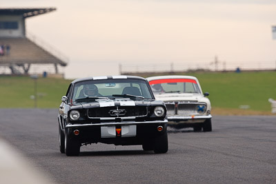 289;1964-Ford-Mustang;26-July-2009;Alan-Shearer;Australia;FOSC;Festival-of-Sporting-Cars;Group-N;Historic-Touring-Cars;NSW;Narellan;New-South-Wales;Oran-Park-Raceway;auto;classic;historic;motorsport;racing;super-telephoto;vintage