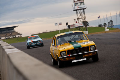 161;1972-Holden-Torana-XU‒1;26-July-2009;Australia;Colin-Simpson;FOSC;Festival-of-Sporting-Cars;Group-N;Historic-Touring-Cars;NSW;Narellan;New-South-Wales;Oran-Park-Raceway;auto;classic;historic;motorsport;racing;telephoto;vintage