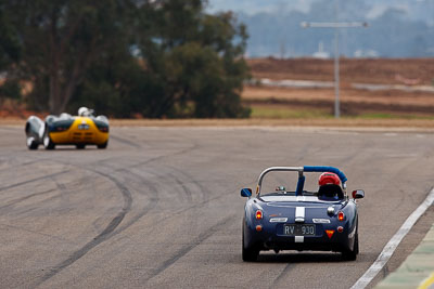 97;1959-Austin-Healey-Sprite;26-July-2009;Australia;FOSC;Festival-of-Sporting-Cars;NSW;Narellan;New-South-Wales;Oran-Park-Raceway;RV930;Regularity;Rod-Vogt;auto;motorsport;racing;super-telephoto