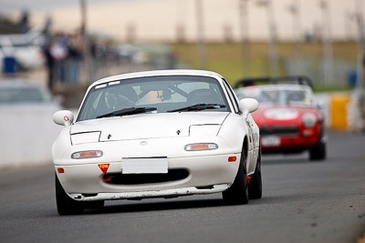 777;1994-Mazda-MX‒5;26-July-2009;Australia;FOSC;Festival-of-Sporting-Cars;Greg-Freeland;Mazda-MX‒5;Mazda-MX5;Mazda-Miata;NSW;Narellan;New-South-Wales;Oran-Park-Raceway;Regularity;auto;motorsport;racing;super-telephoto