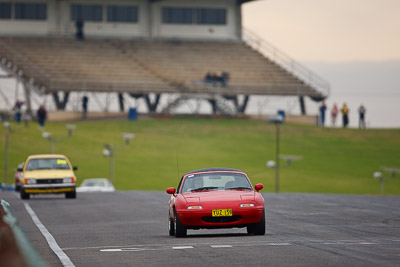 9;1989-Mazda-MX‒5;26-July-2009;Australia;Carl-Stevenson;FOSC;Festival-of-Sporting-Cars;Mazda-MX‒5;Mazda-MX5;Mazda-Miata;NSW;Narellan;New-South-Wales;Oran-Park-Raceway;Regularity;YUZ159;auto;motorsport;racing;super-telephoto