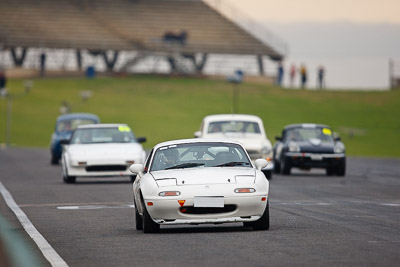 177;1994-Mazda-MX‒5;26-July-2009;Australia;FOSC;Festival-of-Sporting-Cars;Mazda-MX‒5;Mazda-MX5;Mazda-Miata;NSW;Narellan;New-South-Wales;Oran-Park-Raceway;Paul-Freeland;Regularity;auto;motorsport;racing;super-telephoto