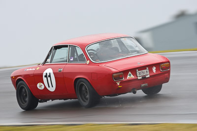 11;1970-Alfa-Romeo-GTV;26-July-2009;30791H;Australia;Colin-Wilson‒Brown;FOSC;Festival-of-Sporting-Cars;Group-S;NSW;Narellan;New-South-Wales;Oran-Park-Raceway;auto;classic;historic;motion-blur;motorsport;racing;super-telephoto;vintage