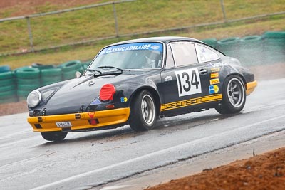 134;1970-Porsche-911-Carrera;26-July-2009;31562H;Australia;FOSC;Festival-of-Sporting-Cars;Marque-Sports;NSW;Narellan;New-South-Wales;Oran-Park-Raceway;Production-Sports-Cars;Ryan-Curnick;auto;motorsport;racing;super-telephoto