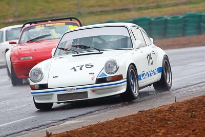 175;1969-Porsche-911;25317H;26-July-2009;Andrew-Begg;Australia;FOSC;Festival-of-Sporting-Cars;Marque-Sports;NSW;Narellan;New-South-Wales;Oran-Park-Raceway;Production-Sports-Cars;auto;motorsport;racing;super-telephoto