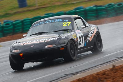 27;1997-Mazda-MX‒5;26-July-2009;Australia;FOSC;Festival-of-Sporting-Cars;Marque-Sports;Mazda-MX‒5;Mazda-MX5;Mazda-Miata;NSW;Narellan;New-South-Wales;Oran-Park-Raceway;Paul-McKinnon;Production-Sports-Cars;auto;motion-blur;motorsport;racing;super-telephoto