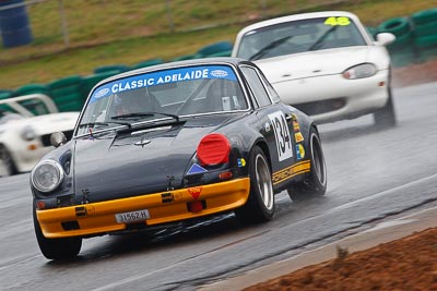 134;1970-Porsche-911-Carrera;26-July-2009;31562H;Australia;FOSC;Festival-of-Sporting-Cars;Marque-Sports;NSW;Narellan;New-South-Wales;Oran-Park-Raceway;Production-Sports-Cars;Ryan-Curnick;auto;motion-blur;motorsport;racing;super-telephoto