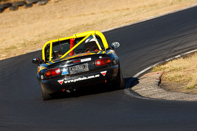 88;8-August-2009;Australia;Chris-Hatfield;Greg-Quince;Mazda-MX‒5;Mazda-MX5;Mazda-Miata;Morgan-Park-Raceway;QLD;Queensland;Shannons-Nationals;Warwick;auto;motorsport;racing;super-telephoto