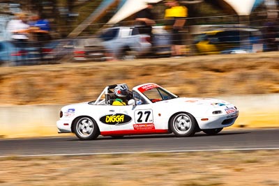 27;9-August-2009;Anthony-Chemello;Australia;Mazda-MX‒5;Mazda-MX5;Mazda-Miata;Morgan-Park-Raceway;QLD;Queensland;Shannons-Nationals;Warwick;auto;motion-blur;motorsport;racing;telephoto