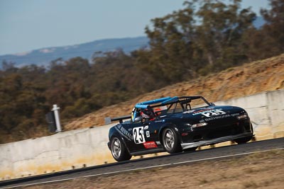 25;9-August-2009;Australia;Henri-Van-Roden;Mazda-MX‒5;Mazda-MX‒5-Turbo;Mazda-MX5;Mazda-Miata;Morgan-Park-Raceway;QLD;Queensland;Shannons-Nationals;Warwick;auto;motorsport;racing;super-telephoto