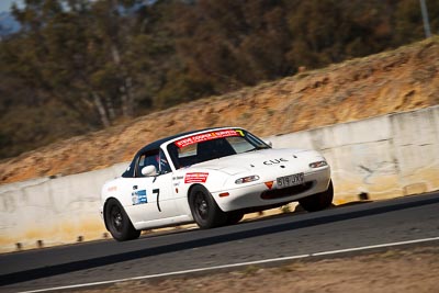 7;9-August-2009;Australia;Mazda-MX‒5;Mazda-MX5;Mazda-Miata;Morgan-Park-Raceway;Paul-Chapman;QLD;Queensland;Shannons-Nationals;Warwick;auto;motorsport;racing;super-telephoto