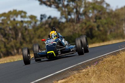 51;30-August-2009;Australia;Formula-Ford;James-Mann;Morgan-Park-Raceway;QLD;Queensland;Queensland-State-Championship;Racing-Cars;Van-Dieman-RF04;Warwick;auto;motorsport;racing;super-telephoto