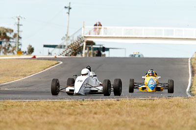 70;30-August-2009;Australia;Formula-Ford;Morgan-Park-Raceway;QLD;Queensland;Queensland-State-Championship;Racing-Cars;Richard-Lihou;Van-Dieman-RF04K;Warwick;auto;motorsport;racing;super-telephoto