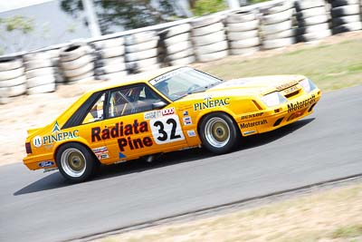 32;19-September-2009;Australia;Group-C-A;Historic-Touring-Cars;Kurwongbah;Lakeside-Classic-Speed-Festival;Lakeside-Park;Lakeside-Raceway;QLD;Queensland;auto;classic;historic;motorsport;racing;super-telephoto;vintage