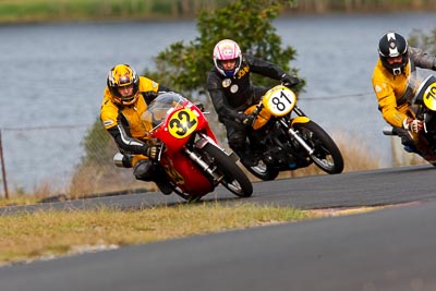 32;19-September-2009;Australia;Kurwongbah;Lakeside-Classic-Speed-Festival;Lakeside-Park;Lakeside-Raceway;QEMSC;QLD;Queensland;auto;classic;historic;motorbike;motorcycle;motorsport;racing;super-telephoto;vintage