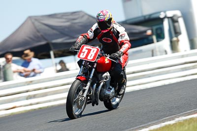 58;20-September-2009;Australia;Kurwongbah;Lakeside-Classic-Speed-Festival;Lakeside-Park;Lakeside-Raceway;QEMSC;QLD;Queensland;auto;classic;historic;motorbike;motorcycle;motorsport;racing;super-telephoto;vintage