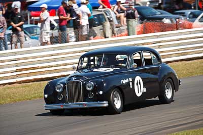 11;20-September-2009;Australia;Group-N;Historic-Touring-Cars;Kurwongbah;Lakeside-Classic-Speed-Festival;Lakeside-Park;Lakeside-Raceway;QLD;Queensland;auto;classic;historic;motorsport;racing;super-telephoto;vintage